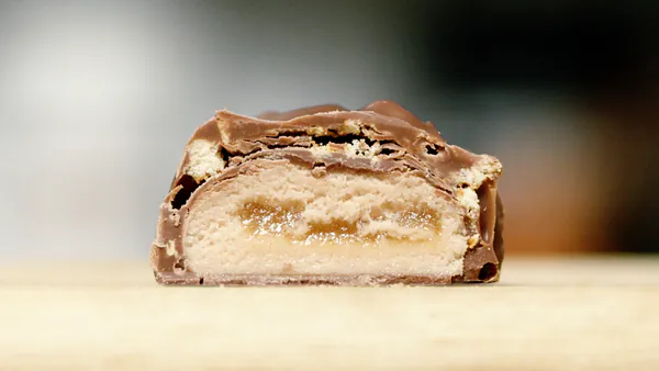 ESN Penaut Butter Pretzel Querschnitt.png