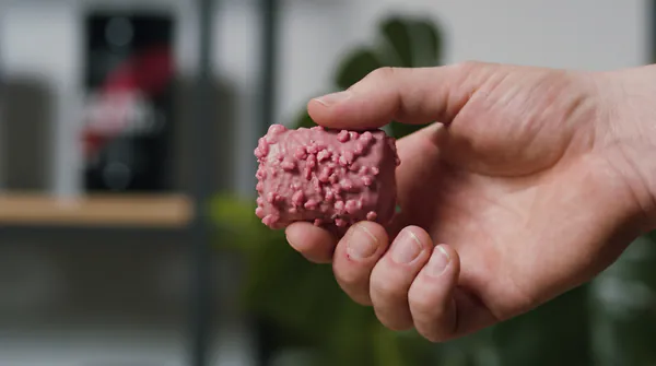 More_Satisbite_Pink Raspberry Cheesecake_Bite.png